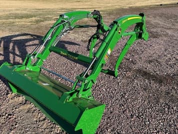 Main image John Deere 320R